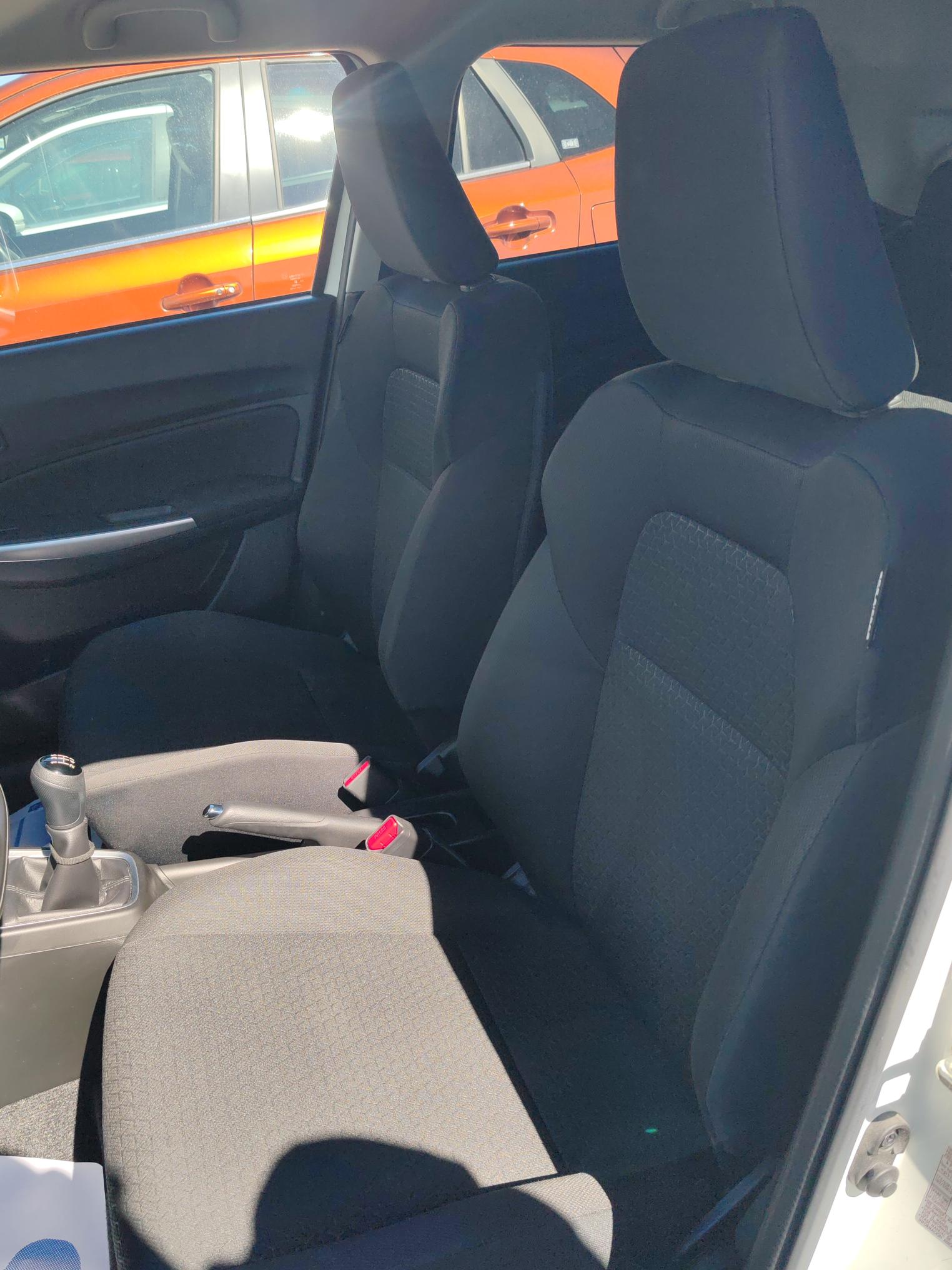 suzuki-swift-glx-10012024